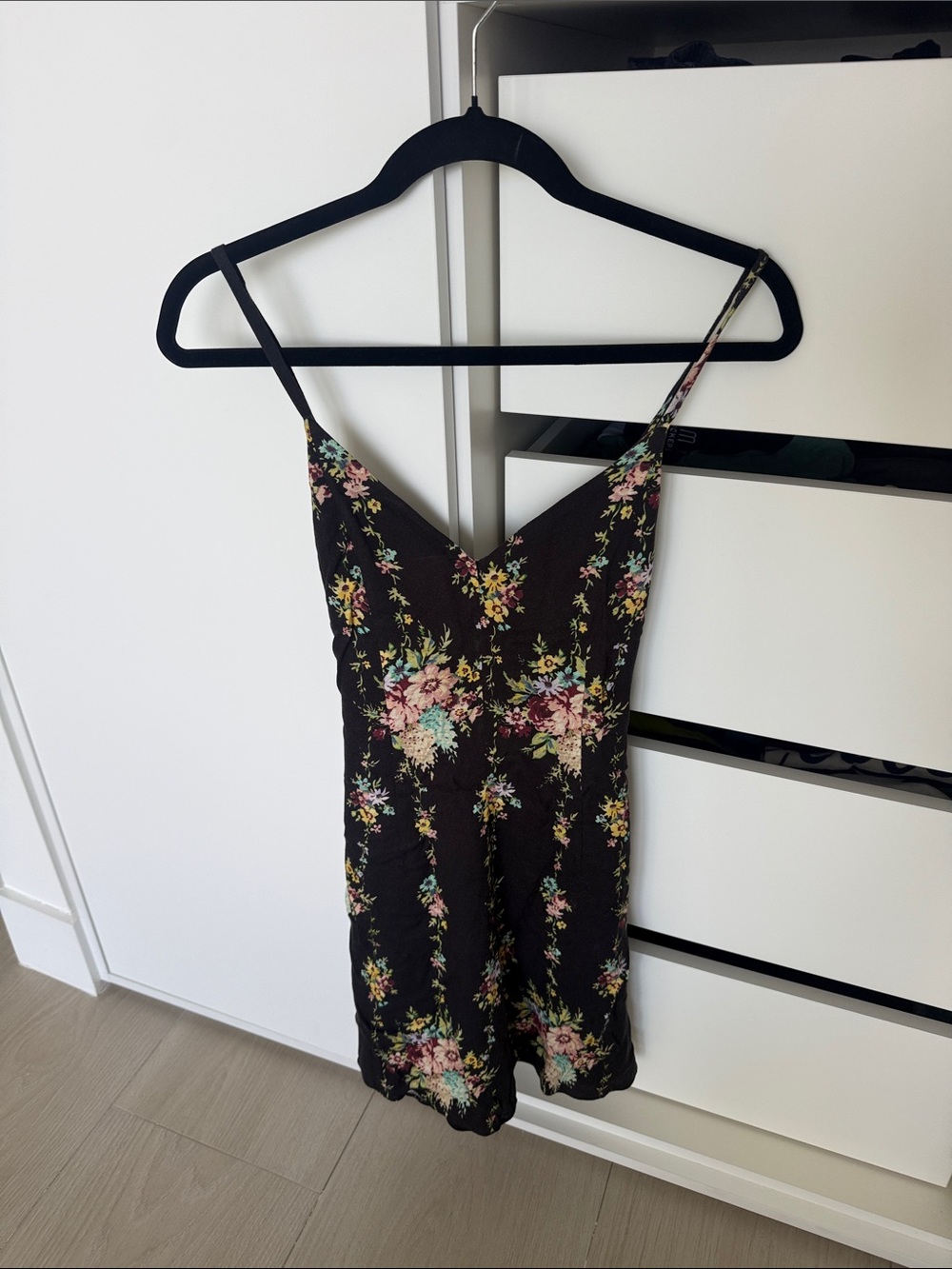 Alice + Olivia Black Floral Spaghetti-Strap Mini Dress